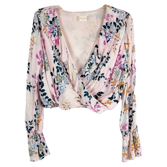 Altard‎ State Medium Top Pink Floral Faux Wrap Crop Deep V Neck Bell Sleeve 1587 - Picture 1 of 10